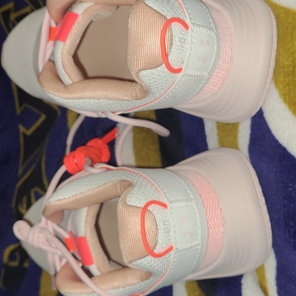 New Under Armour Charged Breathe Lace sizes 6.5 and 7.5 - Picture 2 of 13
